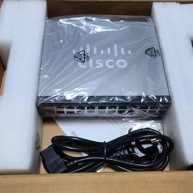 Cisco 24포트 기가비트 스위치 SG92-24