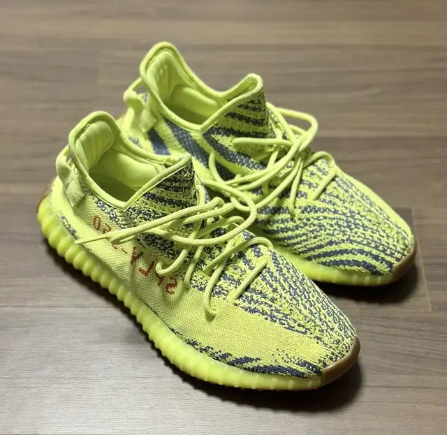 이지부스트 예브라 Yeezyboost350 yeezy350