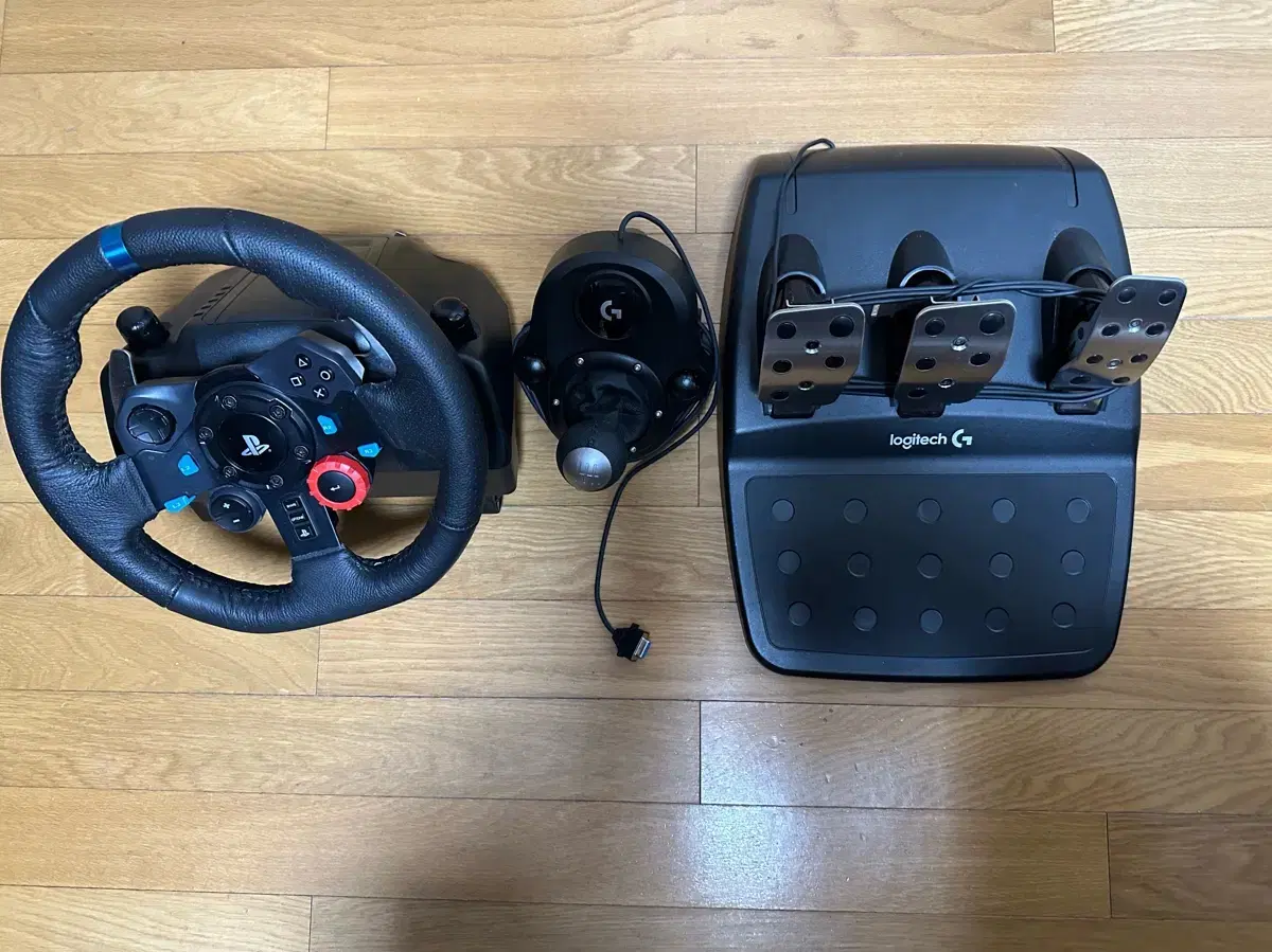 [Shipping] Logitech G29 Shift with racing wheels