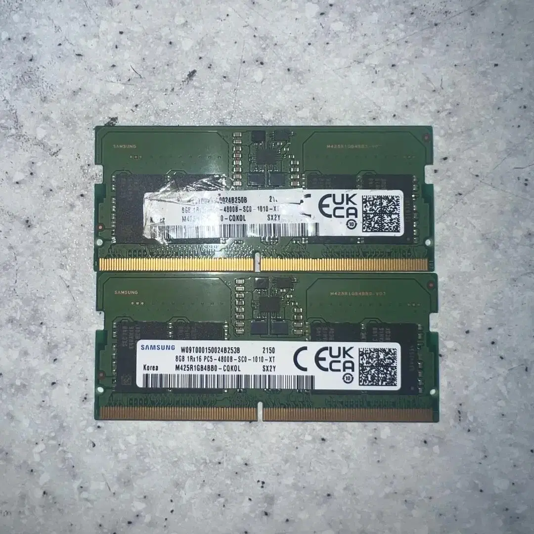 삼성 DDR5 8GB PC5-38400 X2