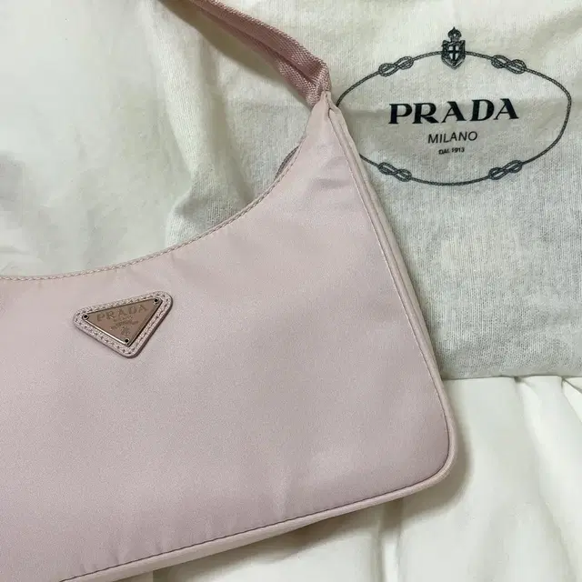 빈티지 ) prada 프라다 리에디션 나일론 호보백