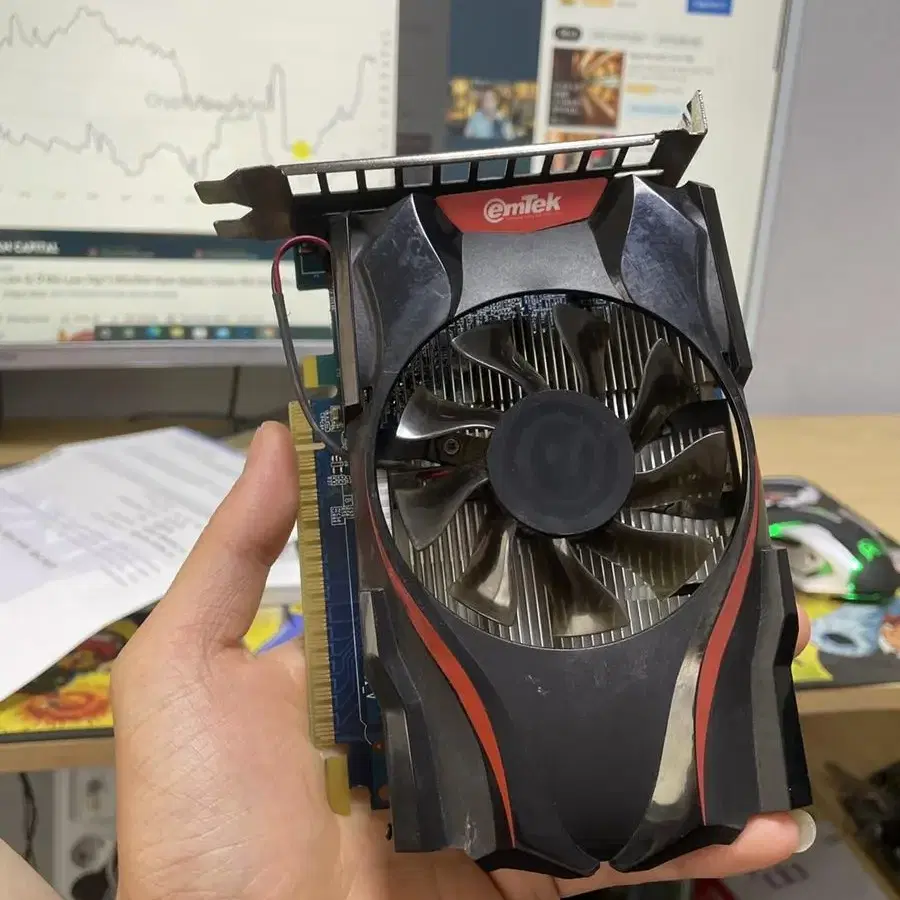 그래픽카드 gtx 650 660 750 760...수량 매입합니다