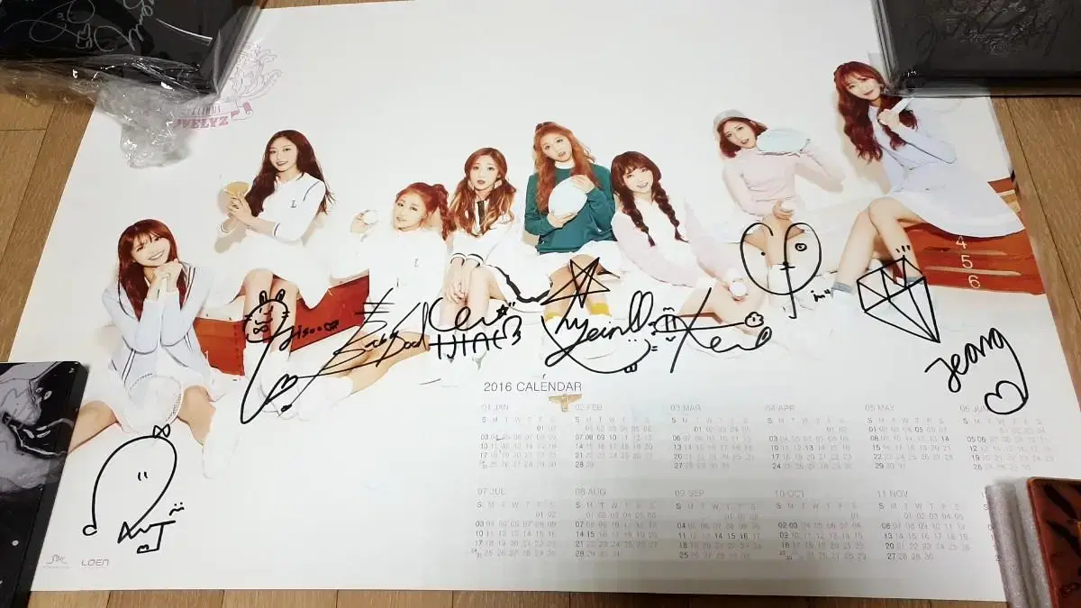 Lovelyz sign signature poster lovelyz