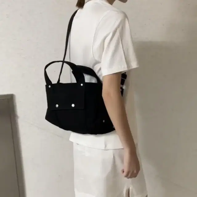 Pesto Canvas bag black 페스토 캔버스백 블랙