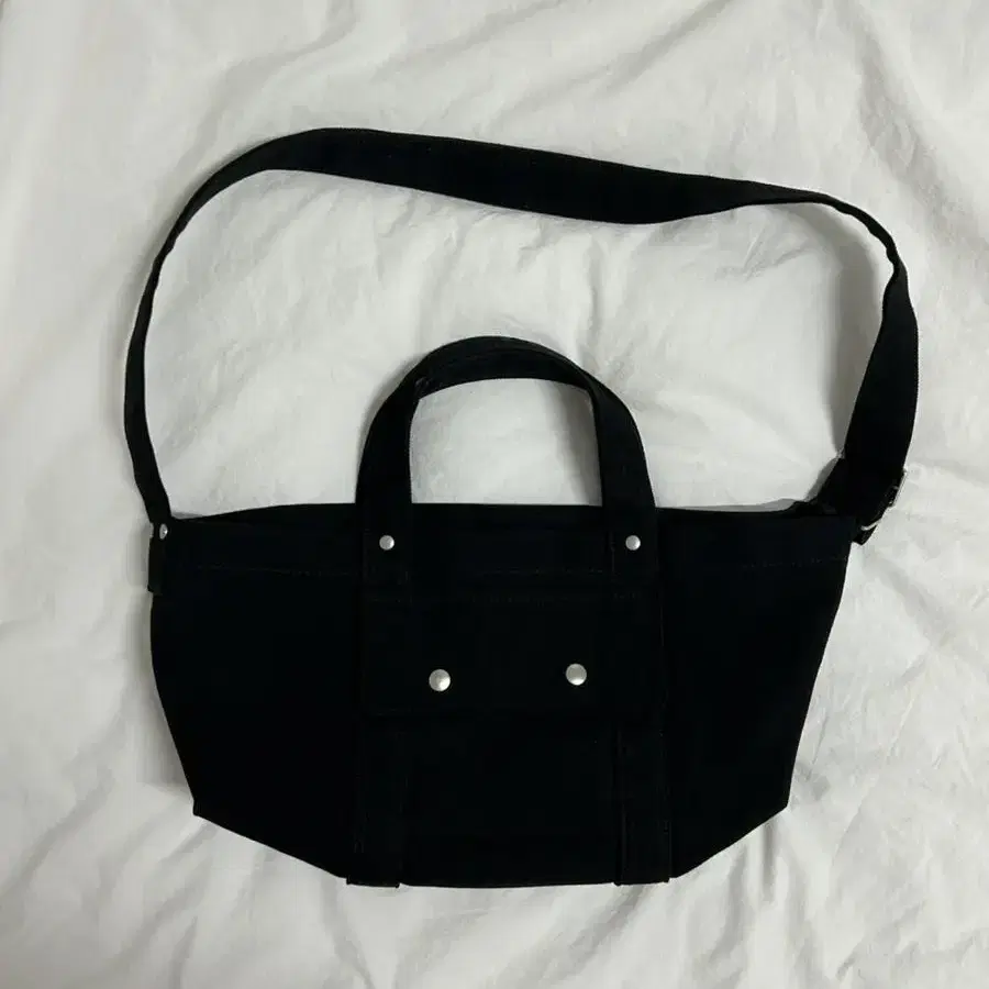 Pesto Canvas bag black 페스토 캔버스백 블랙