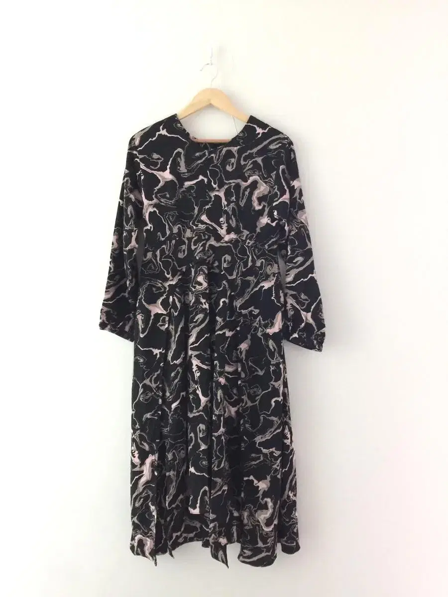 (New) Black Pink Beige ONEPIECE Long Dress