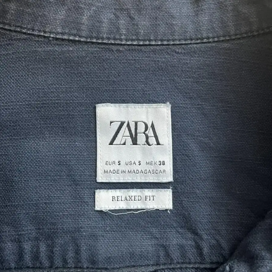 Zara 셔츠 자켓 (네이비색)