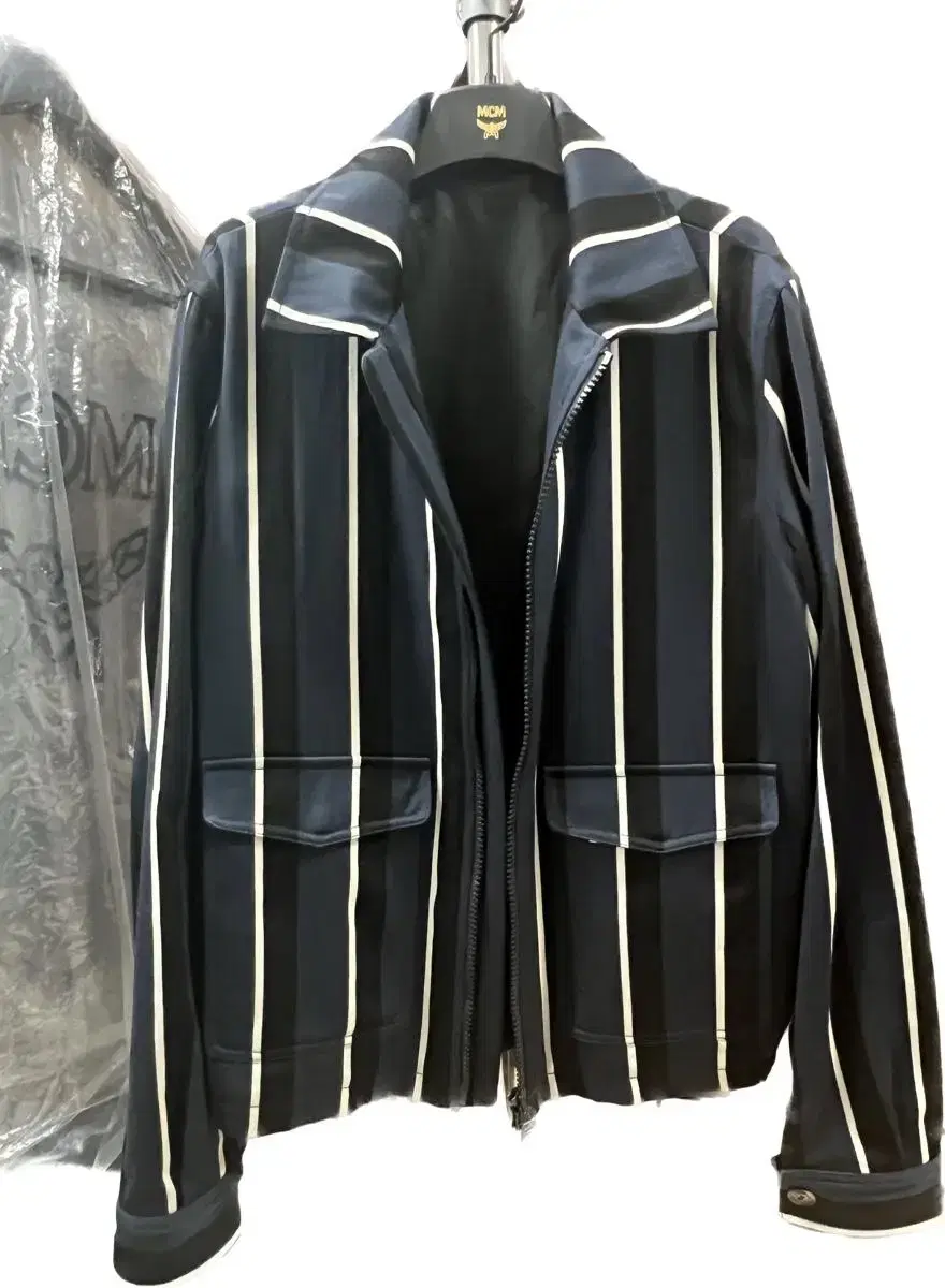 Ami stripe jacket (아미 스트라이프 자켓)