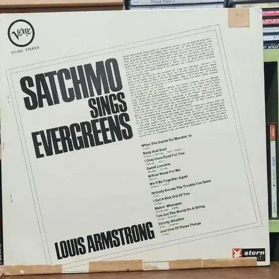 루이암스트롱 LP - SATCHMO SINGS (수입)