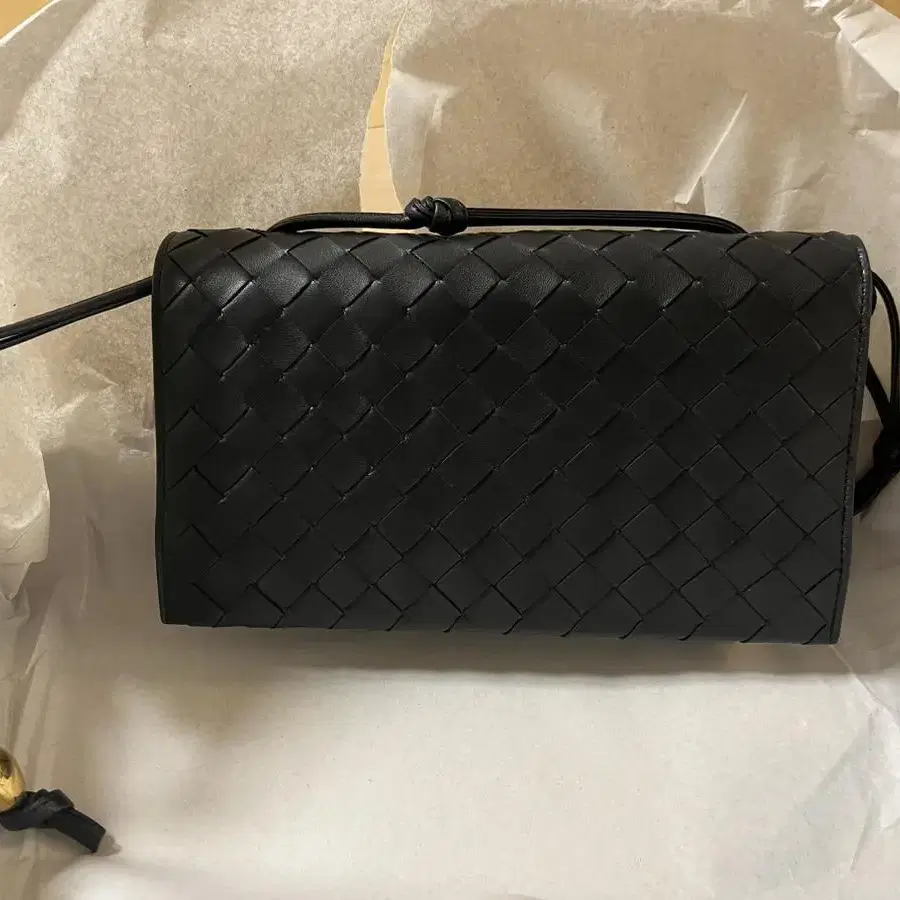 보테가베네타 BOTTEGA VENETA 스트랩 트리오 파우치 블랙