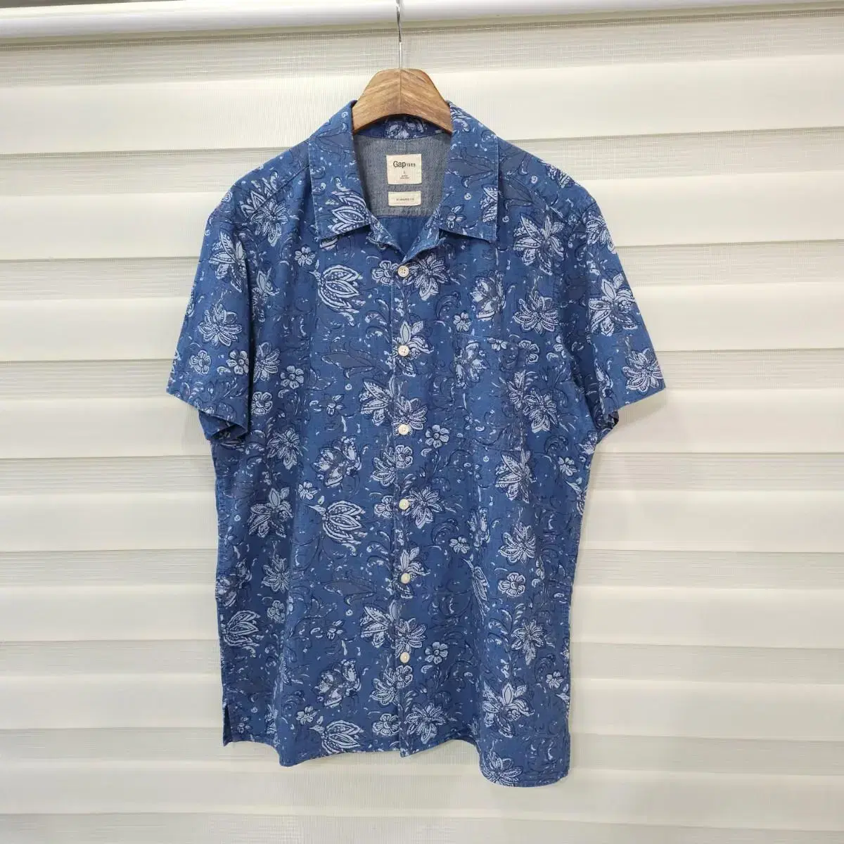 GAP 1969 Aloha Short Sleeve Shirt - Size L