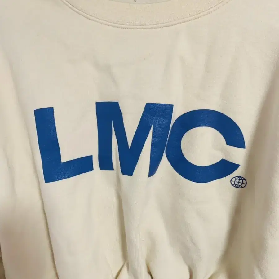 LMC 기모 크롭 맨투맨