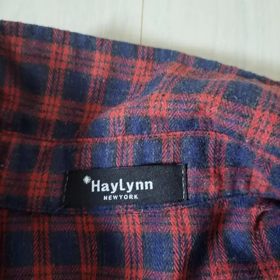 HayLynn 셔츠 ( 새 옷 )