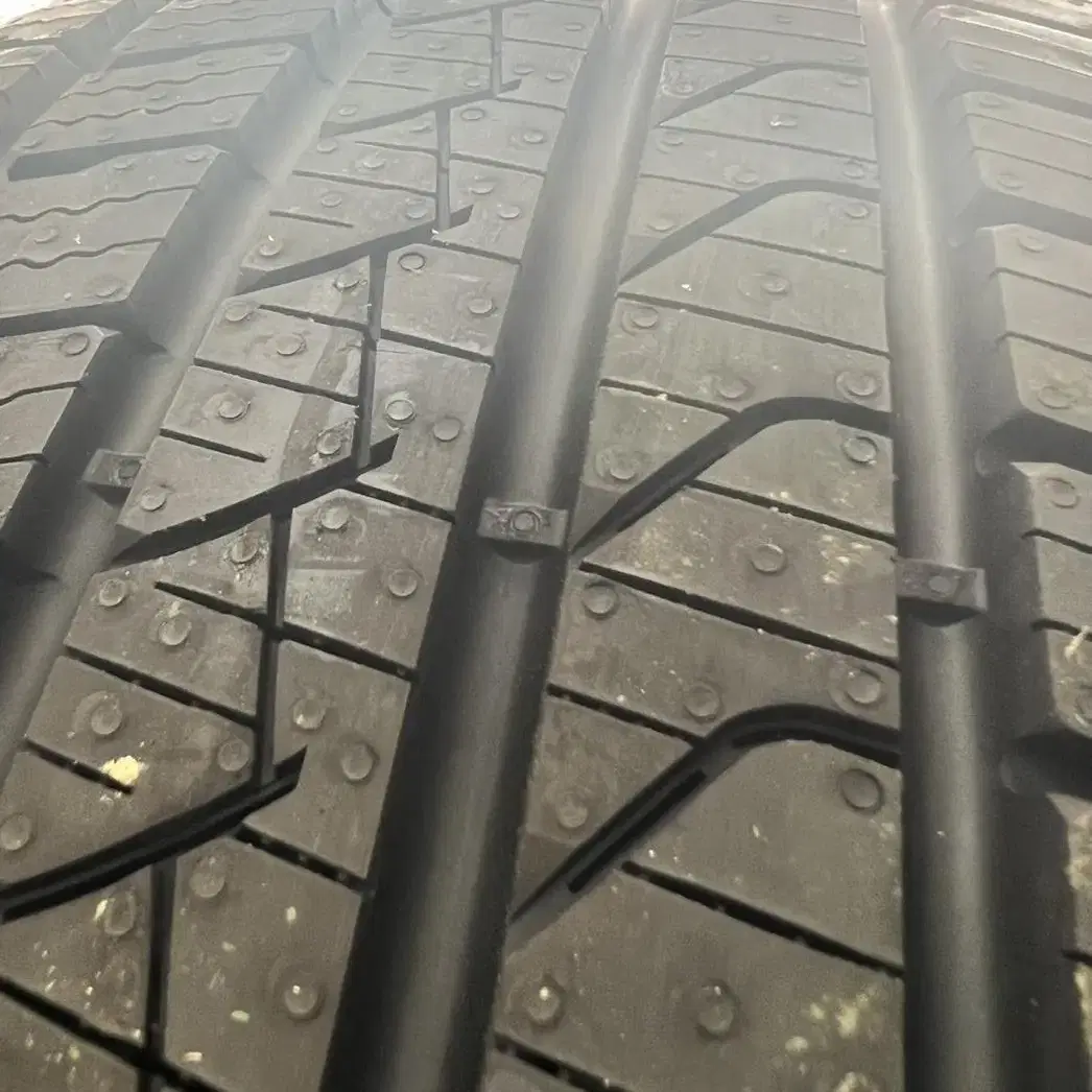 [새상품]2454019피렐리타이어 피제로 올시즌플러스 245/40R19