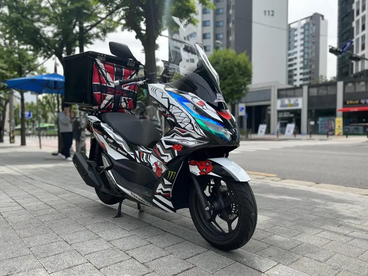 pcx125 화이트샤크 데칼 판매합니다