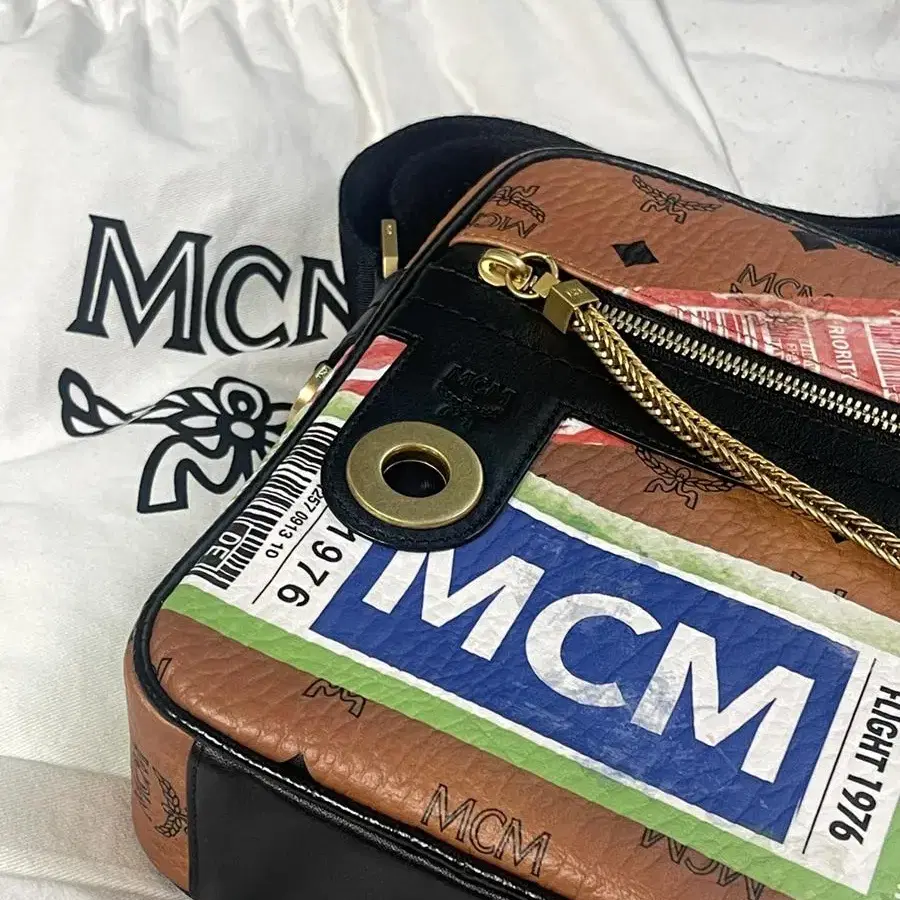 Mcm 크로스백(19ss 루프트컬렉션) 팝니당