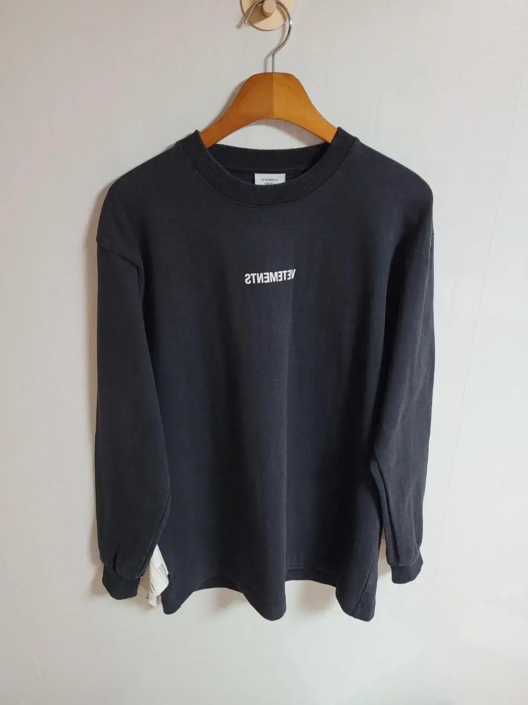 Vetements Black Paper Logo Long Sleeve S UAH20TR614