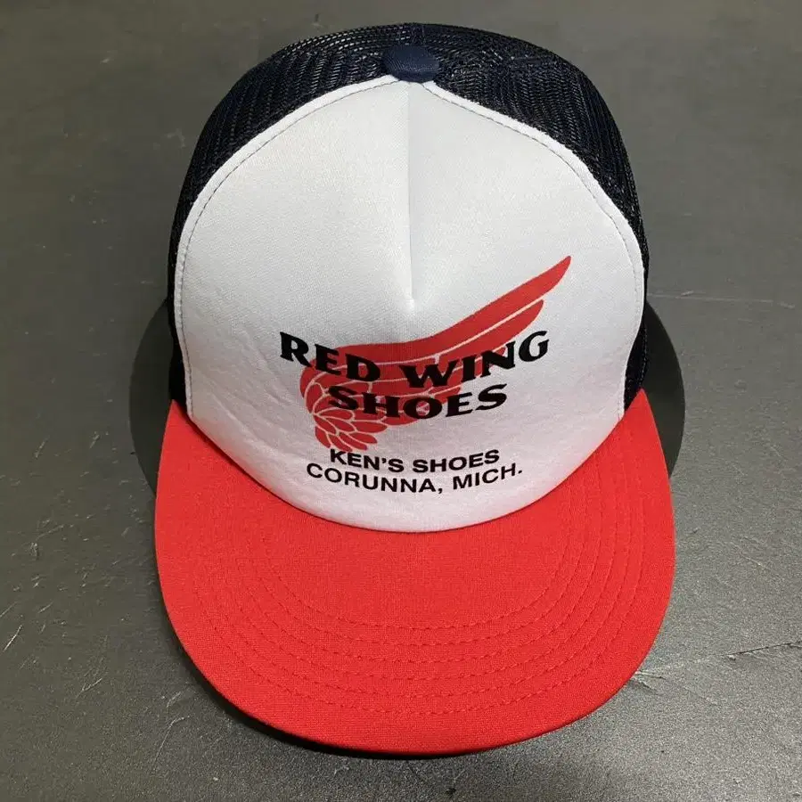 RED WING SHOES vintage trucker cap 트러커캡