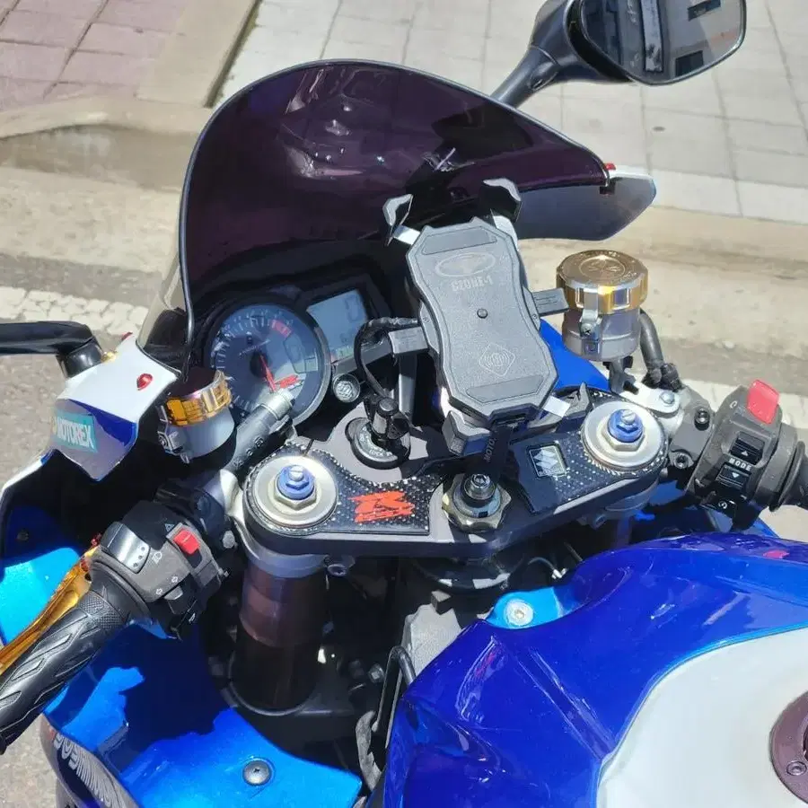 스즈키Gsxr 1000r 08년식 좋은금액에 판매합니다