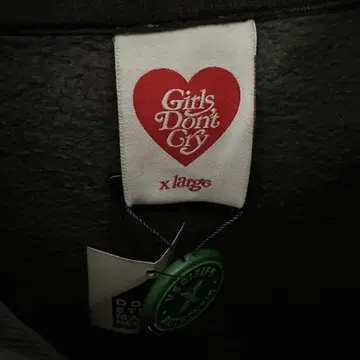 Girls Dont Cry Washed GDC Logo Hoodie | 브랜드 중고거래 플랫폼