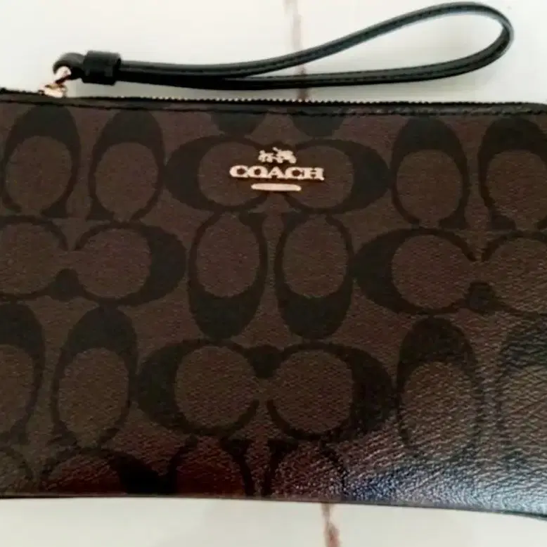 COACH 코치 6648 라지 코너 시그니처 캔버스 리스틀릿