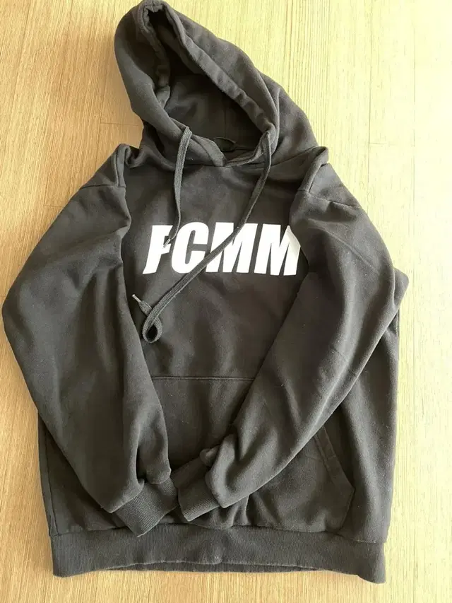 Fcmm 후드티 l사이즈