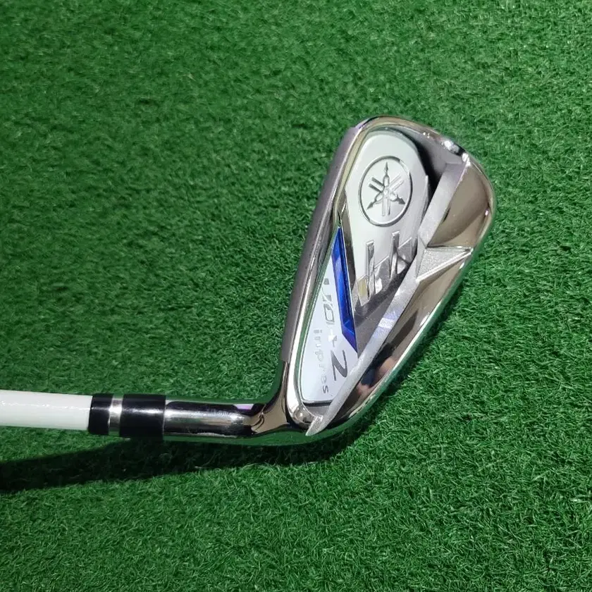 YAMAHA Golf Clubs 아마하UD+2여성,여성7번아이언,여성아이언단품,야마하ud+2 on Bunjang Global Site.