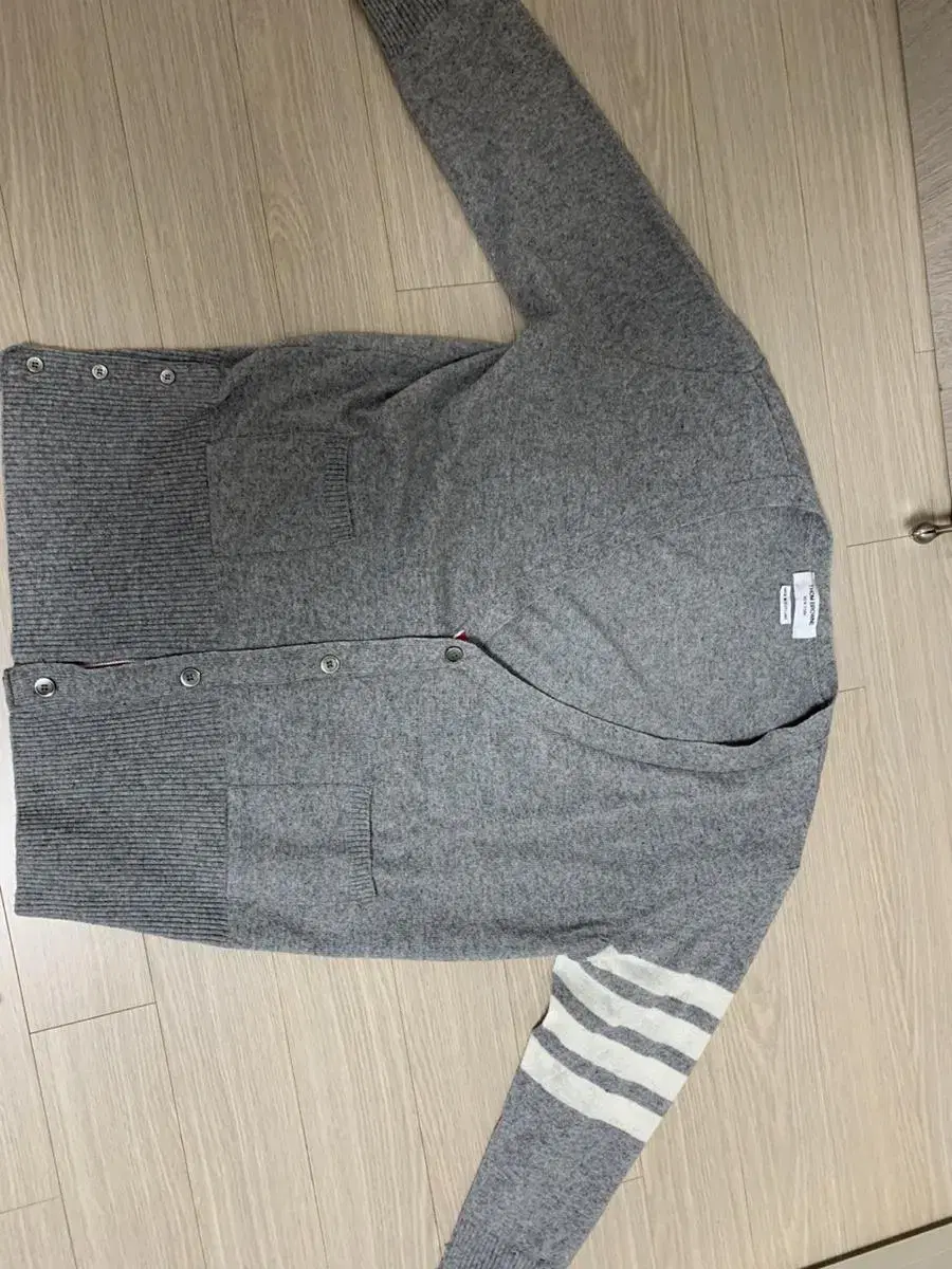 4-Wire Cardigan