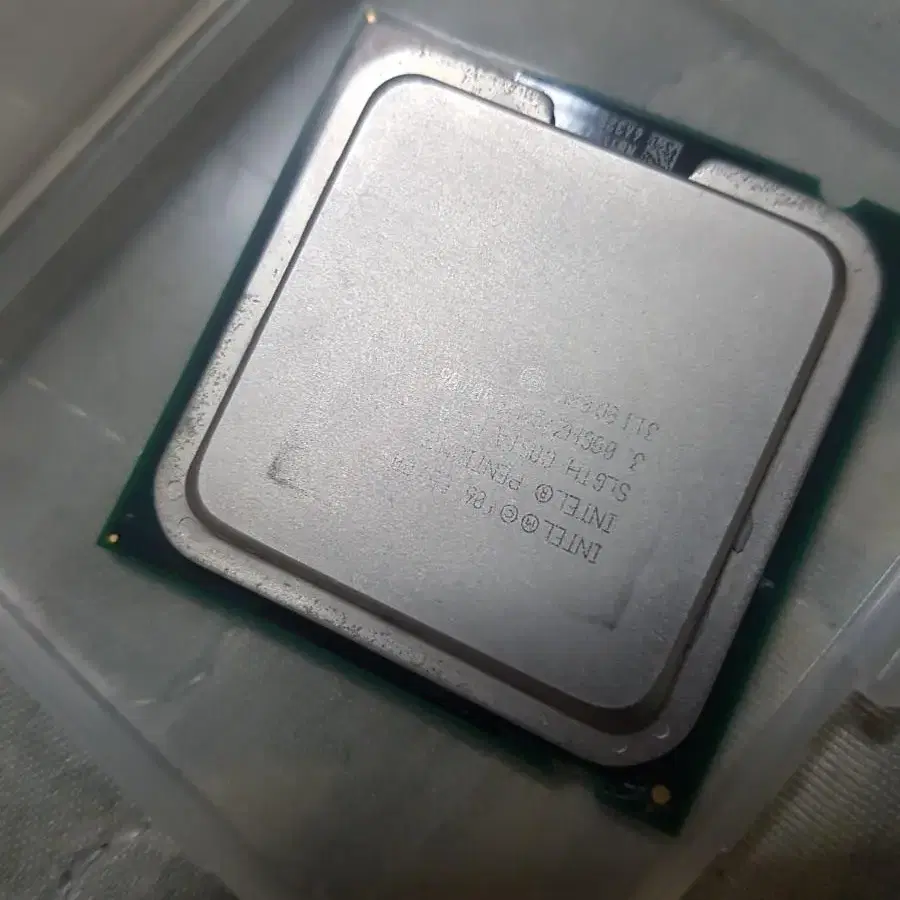 cpu  e5700 775보드 소켓775