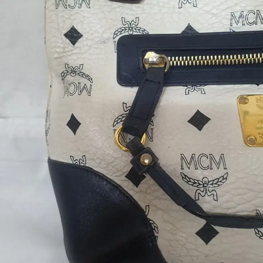 정품 mcm 비세토스