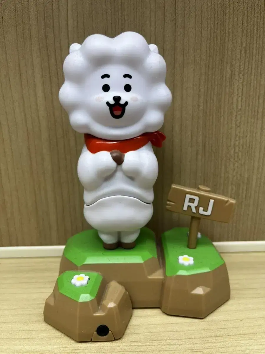 Bt21 움직이는 RJ 피규어