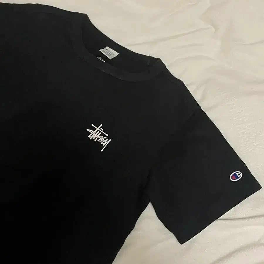 스투시 챔피온 콜라보 Astronaut Tee 블랙 라지 stussy