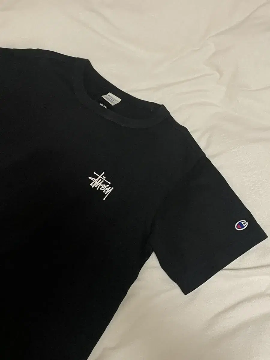 스투시 챔피온 콜라보 Astronaut Tee 블랙 라지 stussy