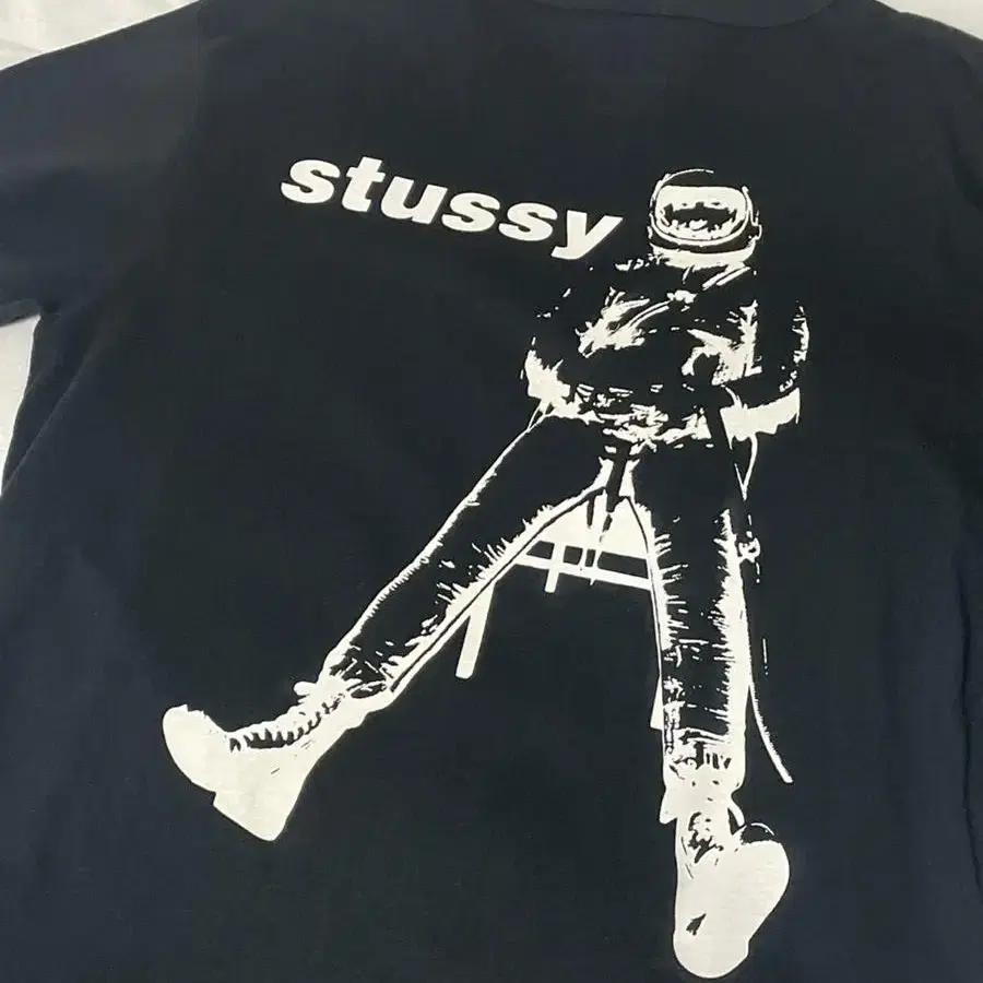 스투시 챔피온 콜라보 Astronaut Tee 블랙 라지 stussy