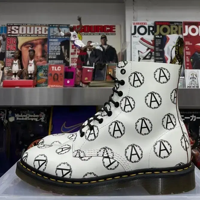 dr.martens 8-eye 슈프림 언더커버 anarchy white