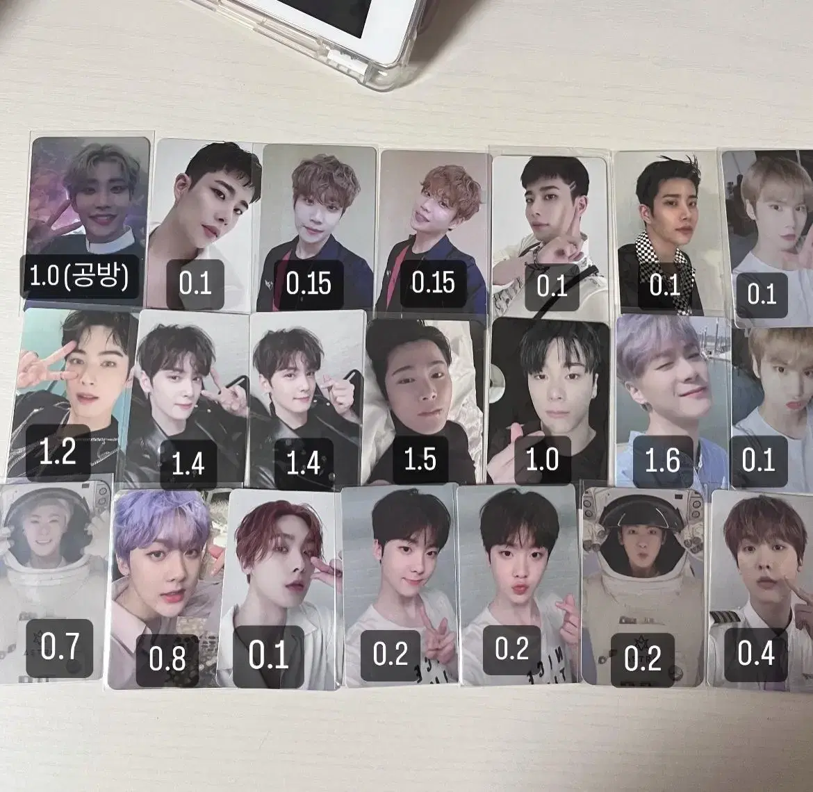 Astro photocard WTS