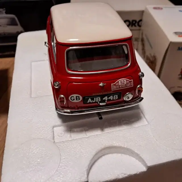 kyosho mini Cooper 1/18