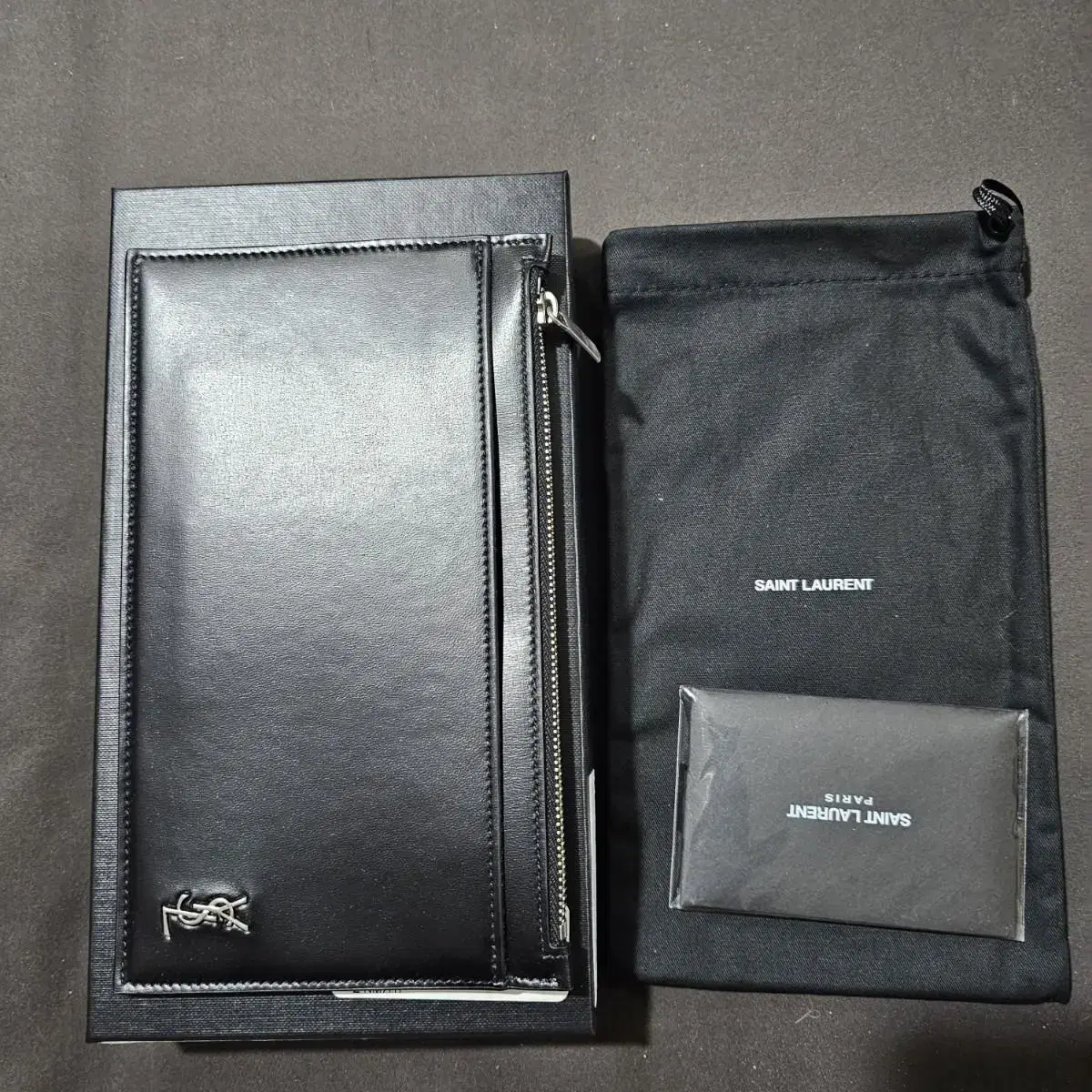 (추가인하) 생로랑 -YSL TINY MONO BPOUCH SIL