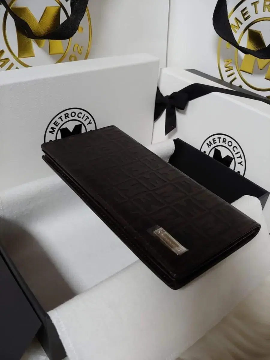 Metro City Men's Wallet Almost unused New product Available as a gift