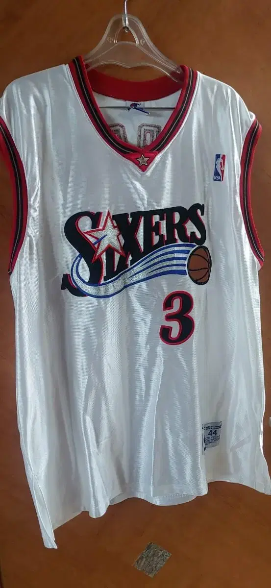 Sixers (Iverson) Basketball Jacket, New Era, Nash