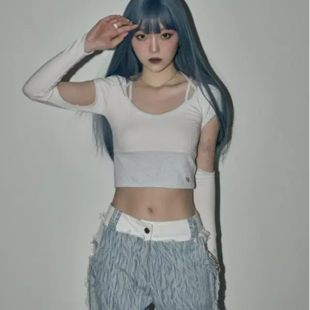 라뇨 체리퀴리 string circle crop top