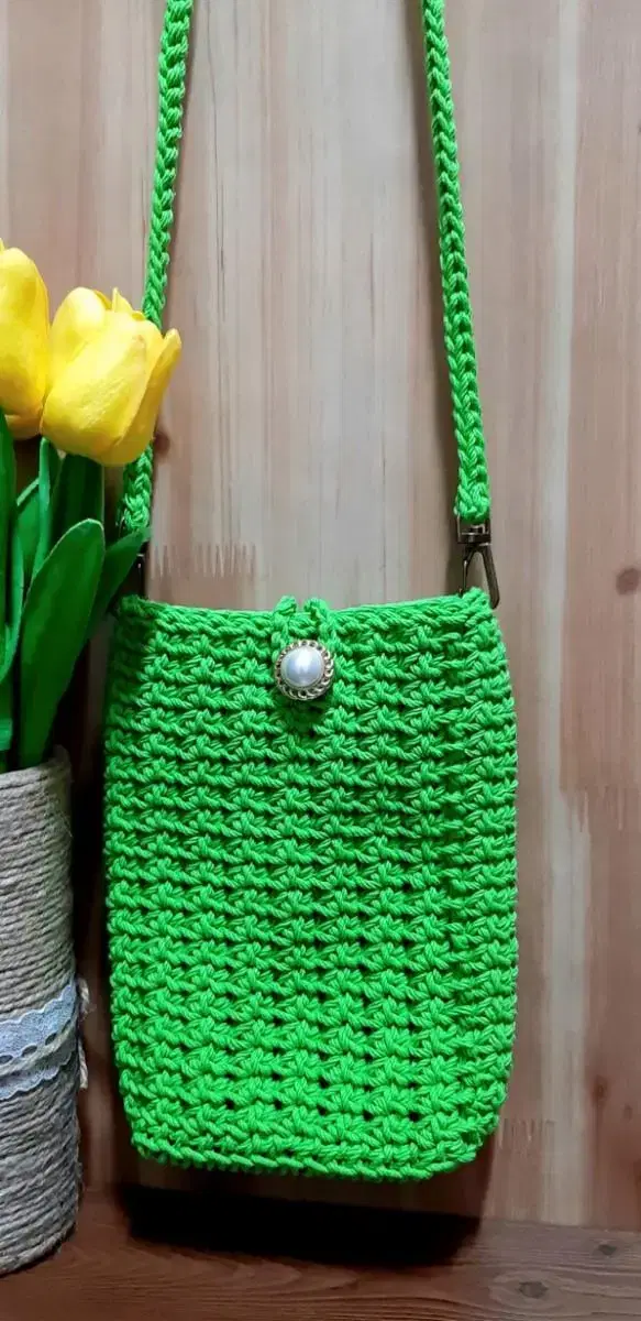 Mini crossbody bag/ handbag/ knitting bag