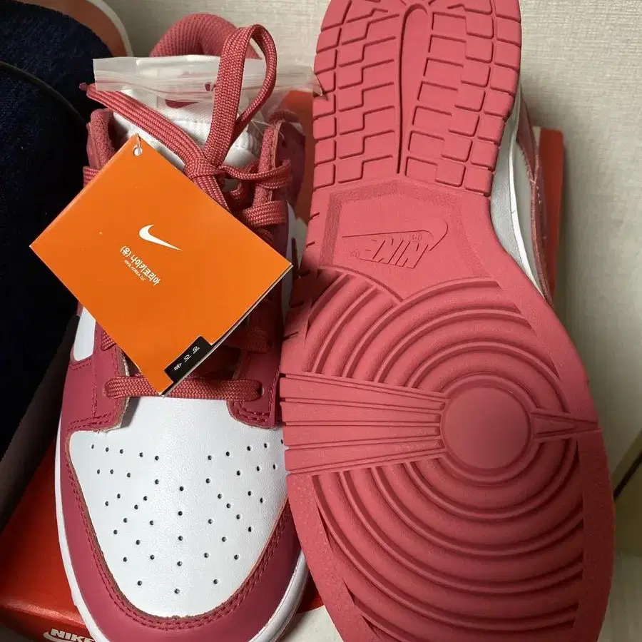 나이키 덩크 아키오 핑크 nike dunk archaeo pink 270