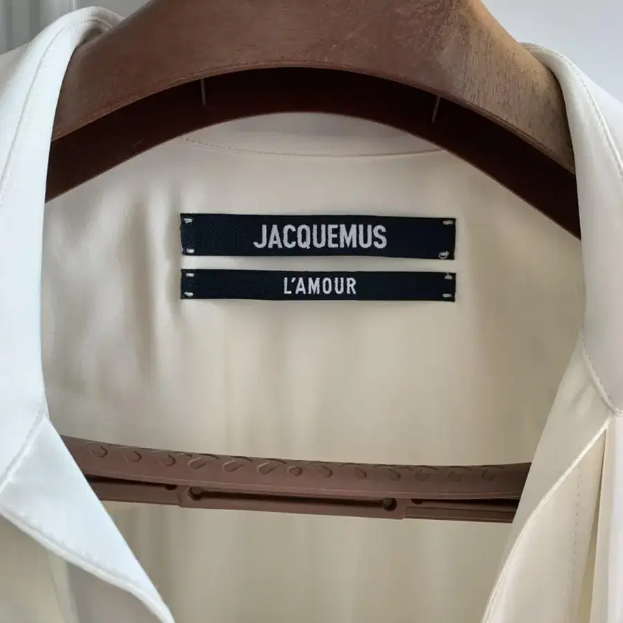 자크뮈스 Jacquemus 새틴 드레스 34