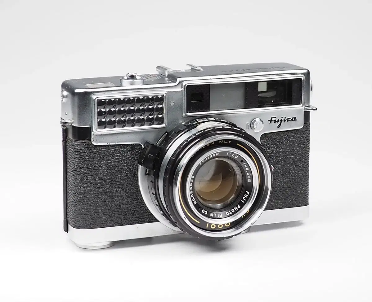 후지카 Fujica 35 SE 필름카메라 S/N 205560