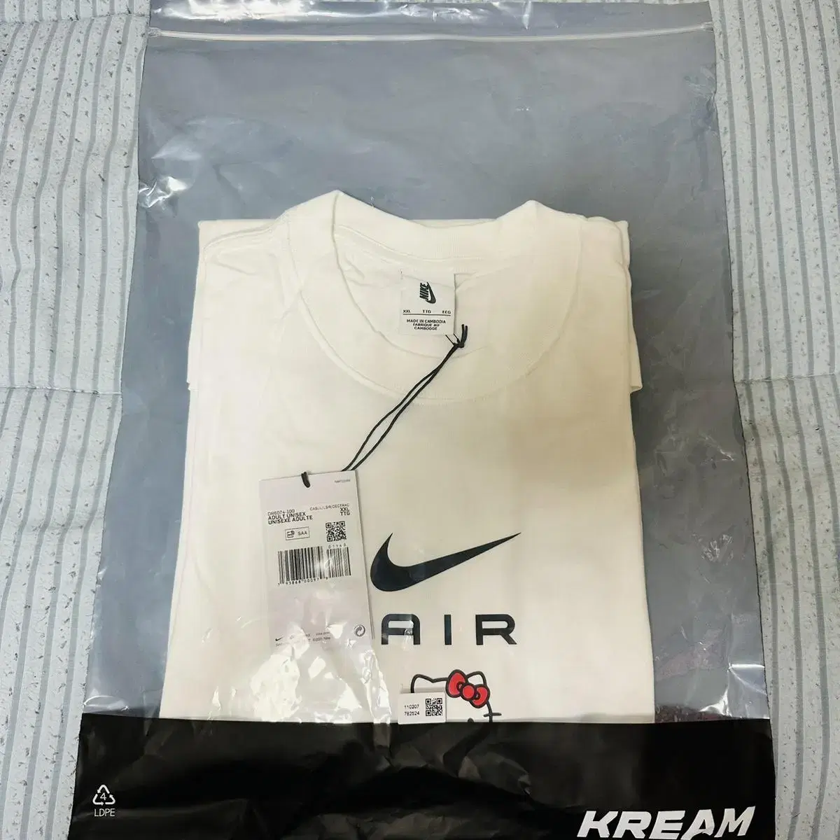 [XXL/2XL] Nike Hello Kitty NRG Air Short Sleeve T-Shirt White