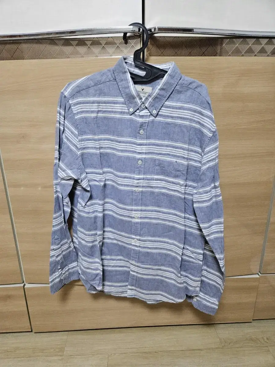 L American Eagle Linen Shirt