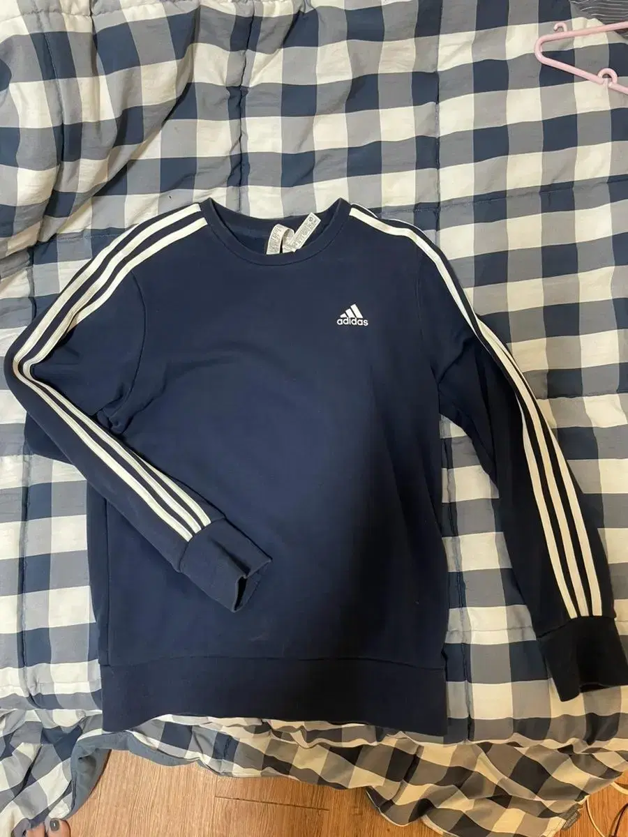 Adidas Navy Blue Man to Man