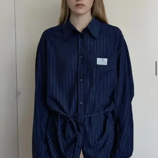 시눈 sinoon OVERSIZED STRIPE SHIRT 네이비