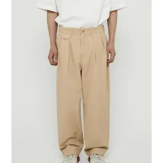 네이더스 LOOSE TAPERED ALLEN PANTS (CARAMEL)